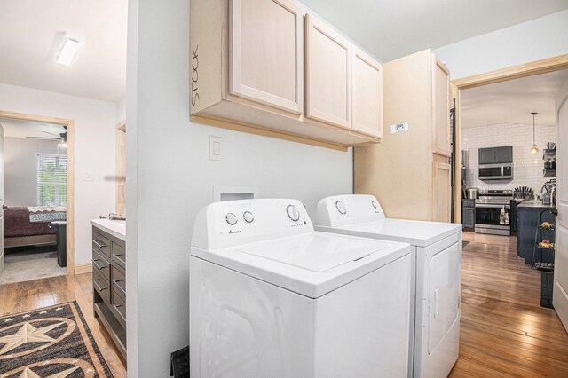 bathroom with vanity, toilet, and a shower with shower curtain
