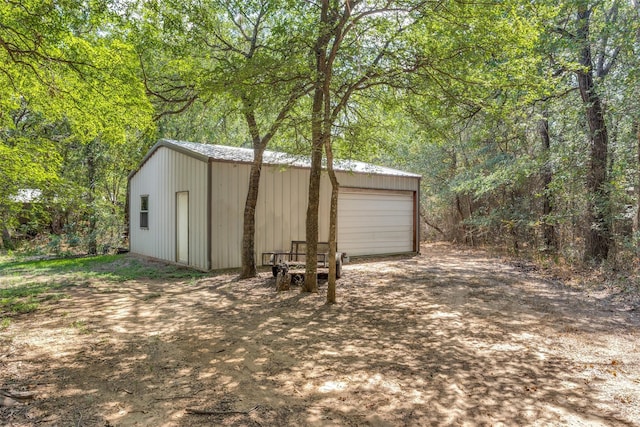 view of detached garage