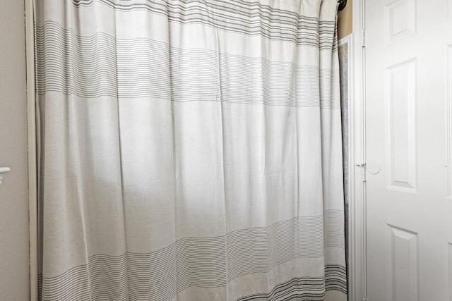 view of full bath