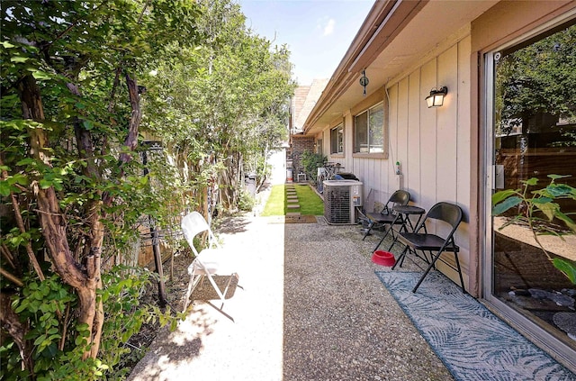 4405 Tophill Ln, Irving, TX 75038 - view of patio / terrace with fence and cooling unit