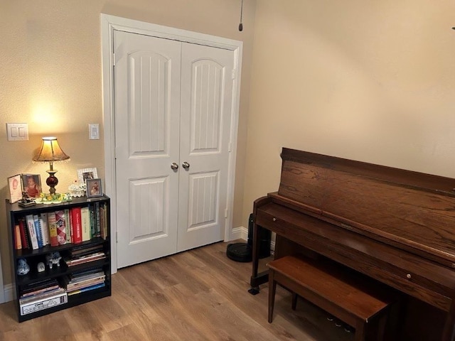 540 Islet Dr, Runaway Bay, TX 76426 - living area with wood finished floors