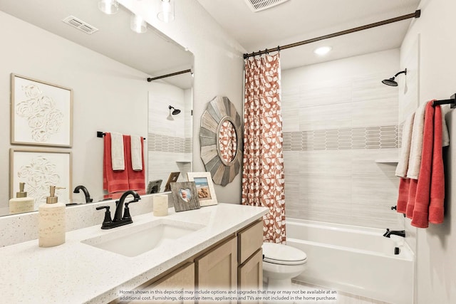 full bath with shower / bathtub combination with curtain, visible vents, vanity, toilet, and recessed lighting