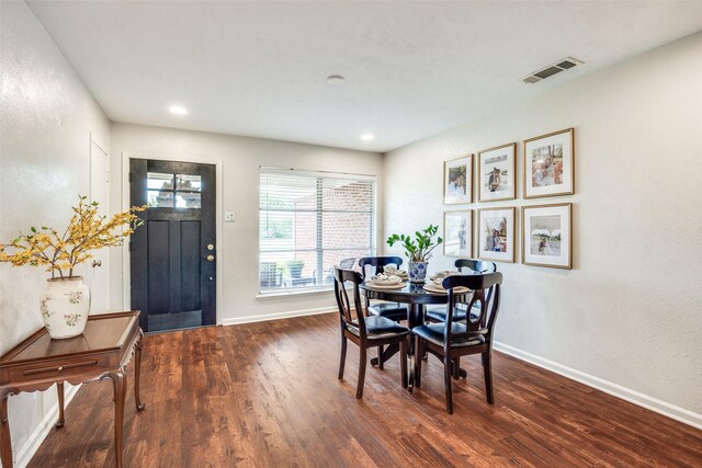1200 Ridgeway Dr, Richardson, TX 75080 - dining room featuring baseboards, recessed lighting, wood finished floors, and visible vents