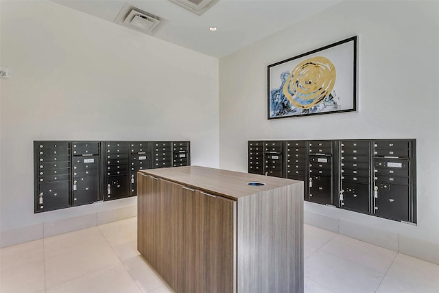 2800 Lakeside Pkwy Unit 1003, Flower Mound, TX 75022 - view of property's community featuring mail area and visible vents
