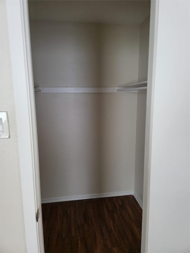 7030 Fair Oaks Ave Unit 111, Dallas, TX 75231 - view of closet