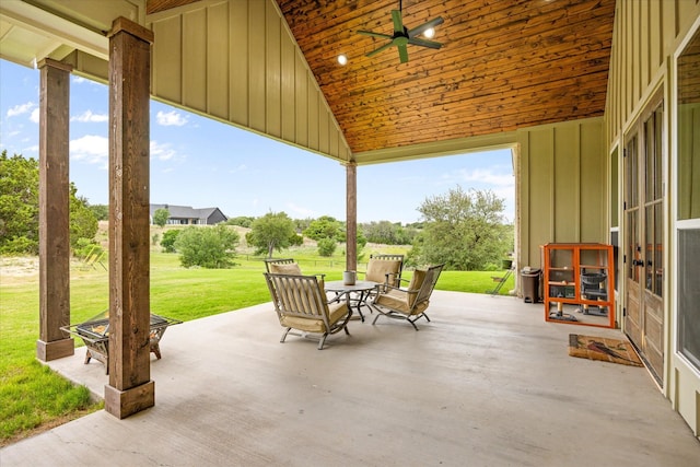 view of patio featuring a ceiling fan