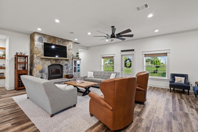 275 Ed Dutton Rd, Pottsboro, TX 75076 - living area featuring wood finished floors, recessed lighting, ceiling fan, a fireplace, and baseboards
