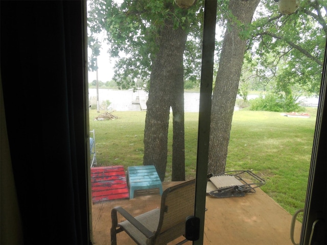 126 County Road 541, Eastland, TX 76448 - doorway featuring a water view