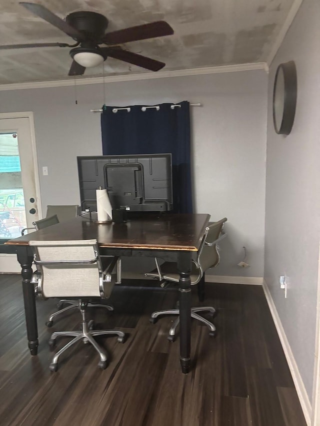 office area with baseboards, ceiling fan, ornamental molding, and wood finished floors