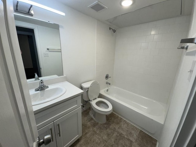 bathroom featuring visible vents, shower / washtub combination, vanity, toilet, and recessed lighting