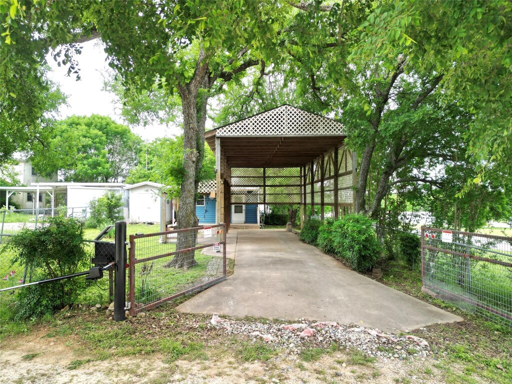 111 Private Road 127, Whitney, TX 76692