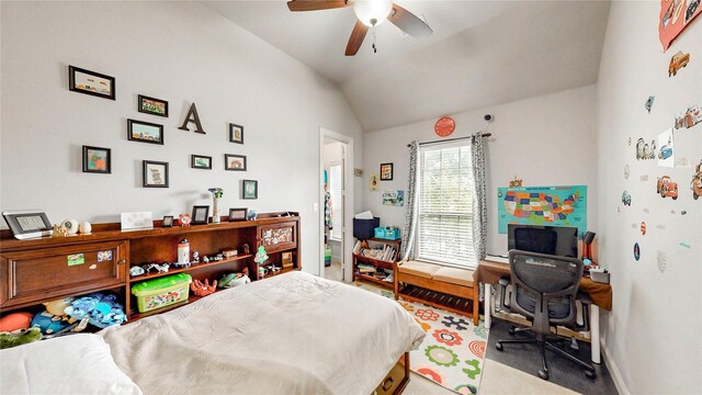 bedroom with ceiling fan and vaulted ceiling