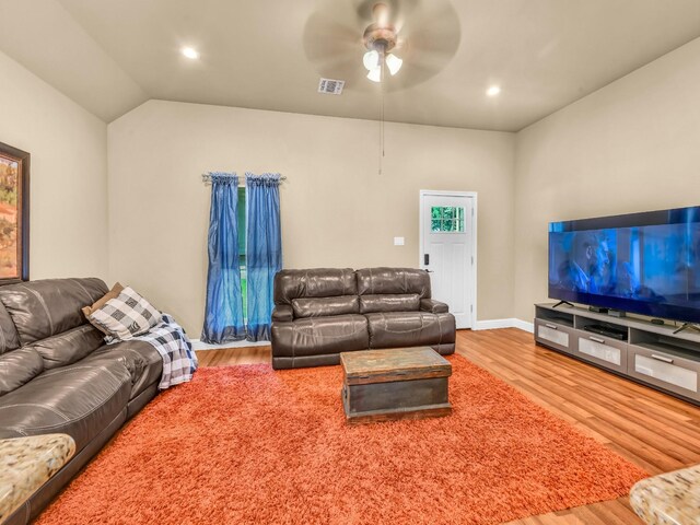 living area featuring ceiling fan, recessed lighting, wood finished floors, and visible vents