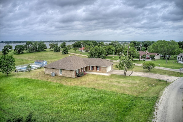 bird's eye view featuring a water view