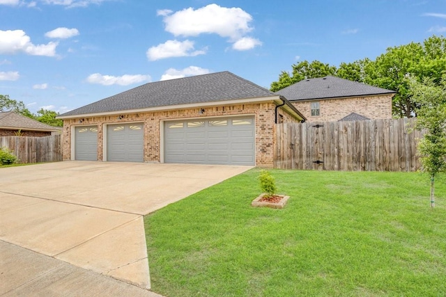 805 S Lindsay St, Gainesville, TX 76240 - view of front of property with brick siding, concrete driveway, and roof with shingles