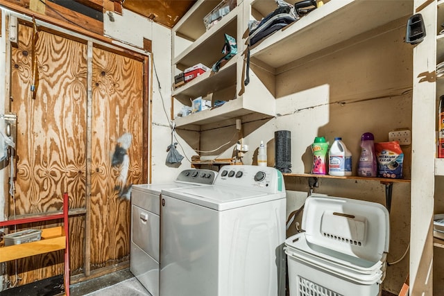 1813 Brook Hollow Dr, Fort Worth, TX 76114 - washroom with laundry area and washing machine and dryer
