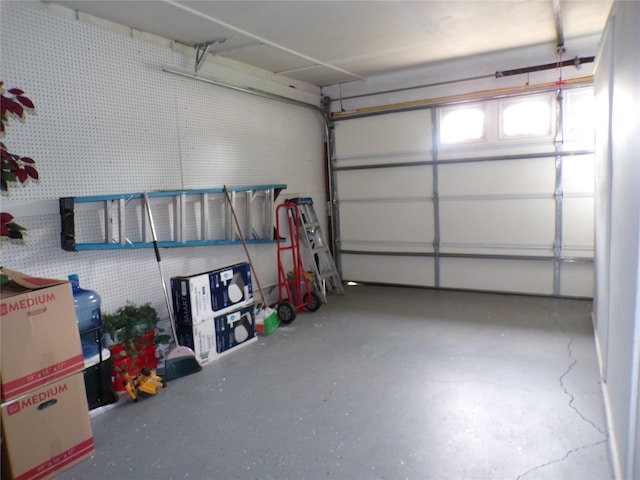 6905 Heritage Ln, Fort Worth, TX 76134 - view of garage