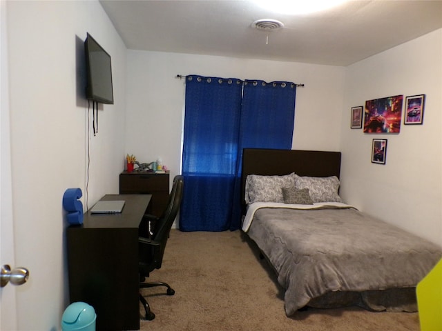 6905 Heritage Ln, Fort Worth, TX 76134 - view of carpeted bedroom
