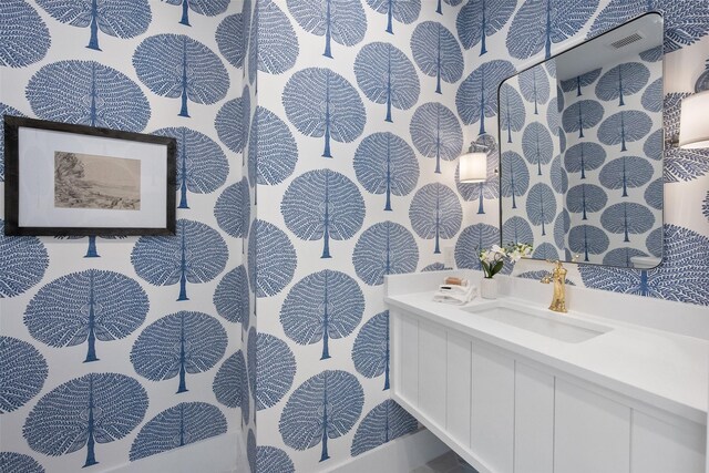 4401 El Campo Ave, Fort Worth, TX 76107 - bathroom with vanity