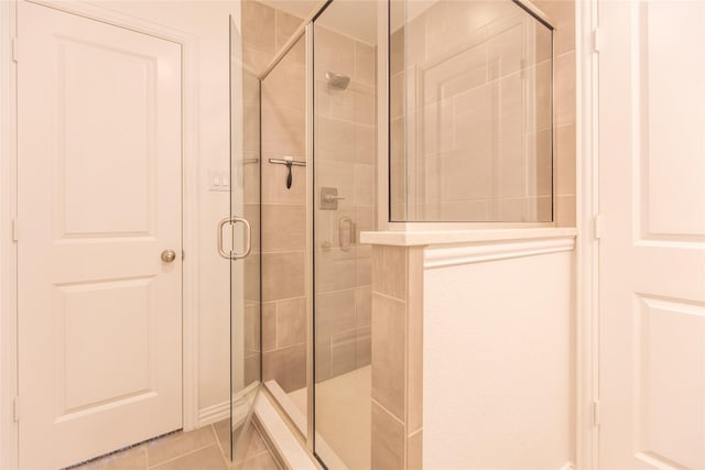 5521 Riverside Ln, Mckinney, TX 75070 - bathroom with a shower stall
