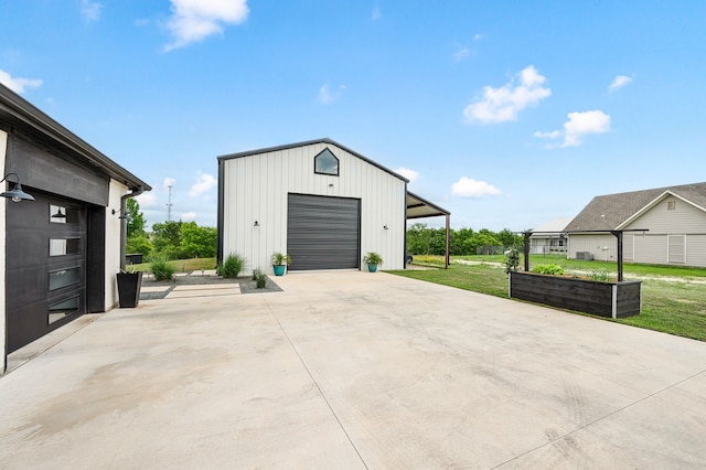 detached garage with driveway