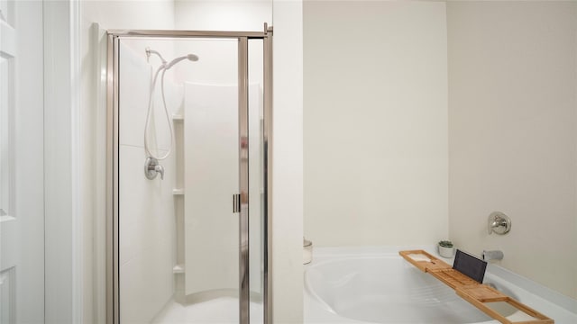 600 Goldenrod Ln, Princeton, TX 75407 - bathroom featuring visible vents, a sink, and toilet