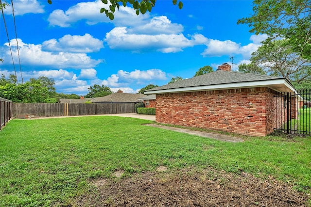 1013 Briarcreek Dr, Arlington, TX 76012 - view of yard featuring a fenced backyard