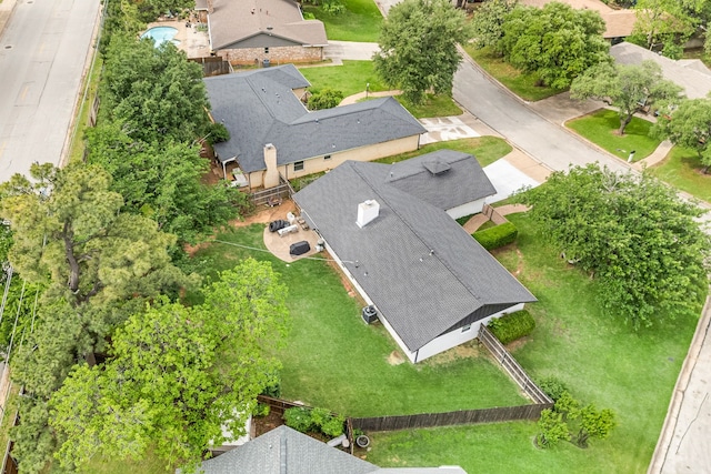 1823 E Cedar Elm Dr, Arlington, TX 76012 - birds eye view of property featuring a residential view