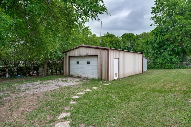 view of detached garage