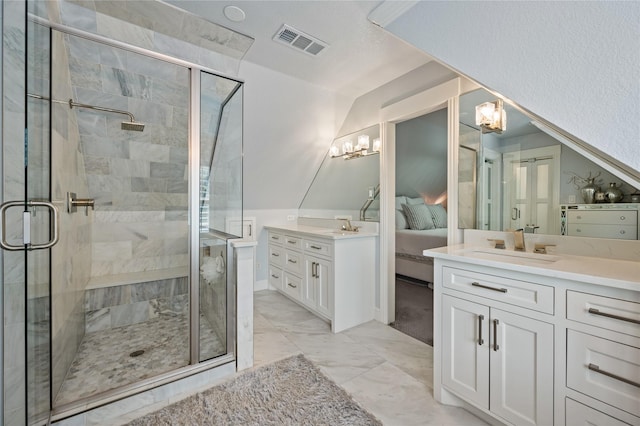 bathroom featuring an inviting chandelier, a sink, ensuite bath, visible vents, and a stall shower