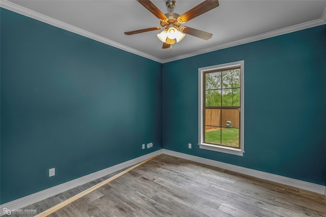 206 Jamestowne Blvd, Benton, LA 71006 - unfurnished room with a ceiling fan, baseboards, and wood finished floors