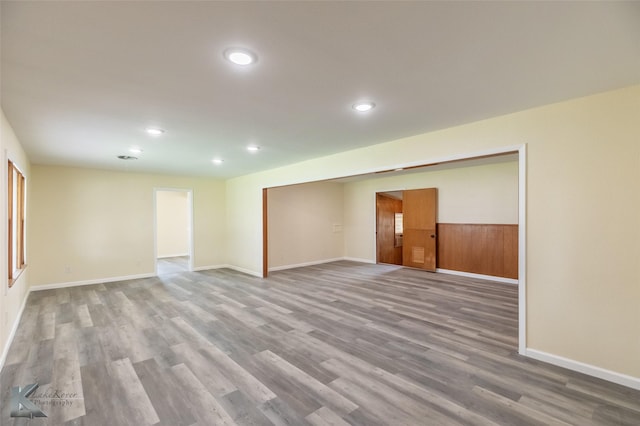 415 Sweetwater Rd, Bronte, TX 76933 - unfurnished room featuring recessed lighting, baseboards, and wood finished floors