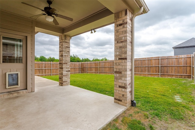 view of patio with a ceiling fan and a fenced backyard