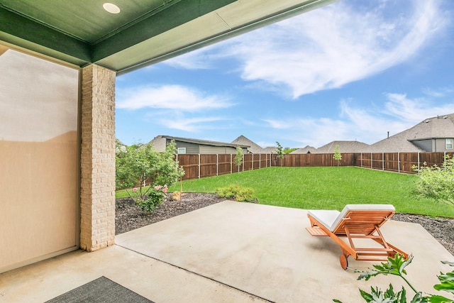 view of patio featuring a fenced backyard