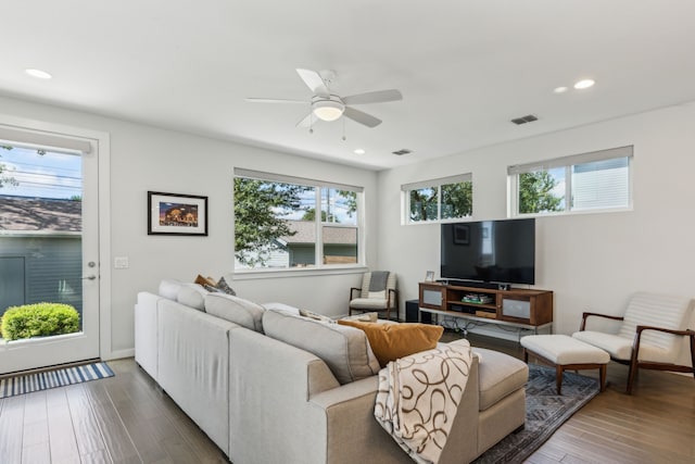 5424 Anita St, Dallas, TX 75206 - living area with healthy amount of natural light, wood finished floors, ceiling fan, and recessed lighting