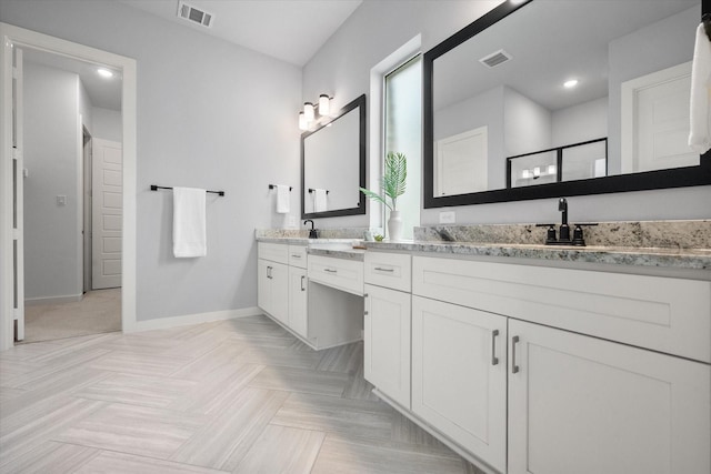 2812 Bluff Creek Dr, Mansfield, TX 76063 - spacious closet featuring light colored carpet