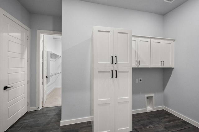 2812 Bluff Creek Dr, Mansfield, TX 76063 - bathroom with vanity, shower / bathing tub combination, wood finished floors, and toilet