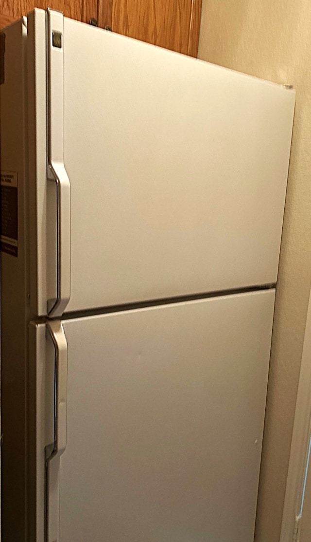 1561 Waterford Dr, Lewisville, TX 75077 - detailed view of freestanding refrigerator