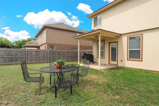 6728 Tierra Dr, Woodway, TX 76712 - view of yard with a patio and fence