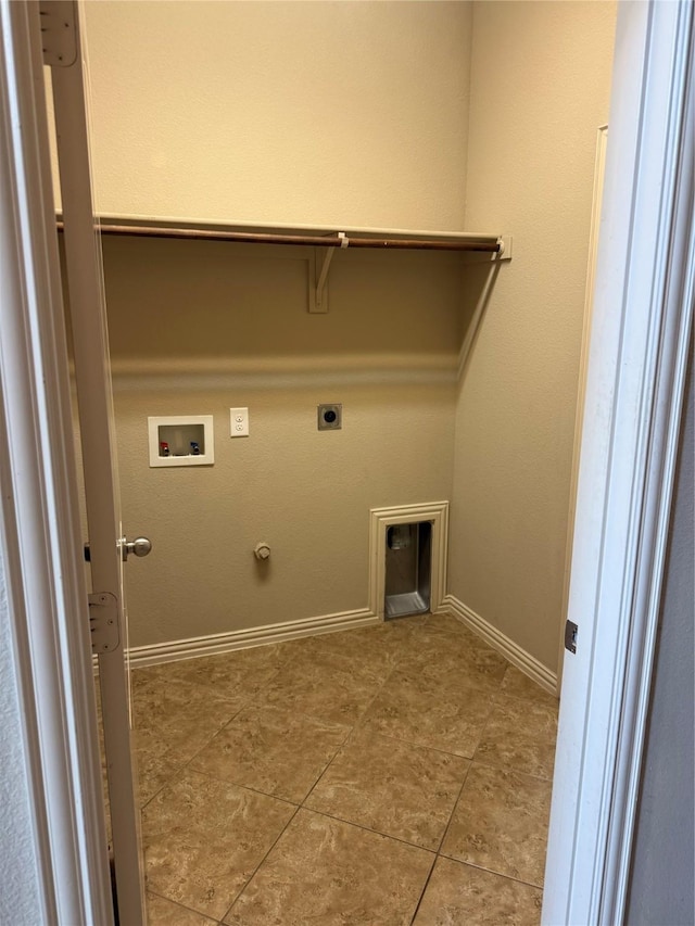 1121 Albany Dr, Fort Worth, TX 76131 - laundry area featuring hookup for an electric dryer, laundry area, hookup for a gas dryer, baseboards, and hookup for a washing machine