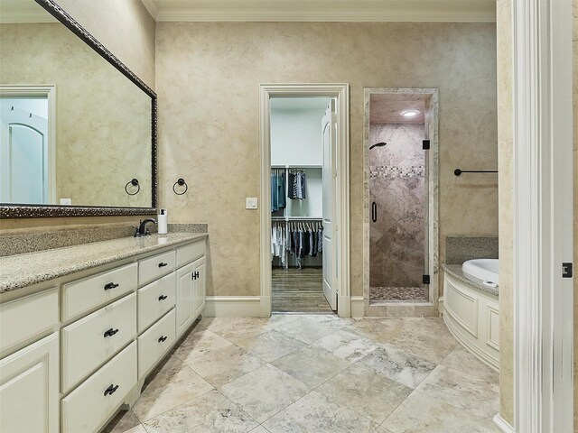 bedroom featuring crown molding, a ceiling fan, visible vents, and hardwood / wood-style floors