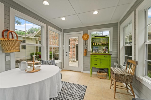 sunroom / solarium with a healthy amount of sunlight