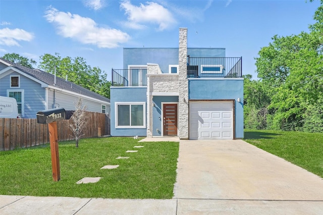 1933 Shaw St, Dallas, TX 75212 - modern home with fence, an attached garage, a front lawn, stucco siding, and a balcony