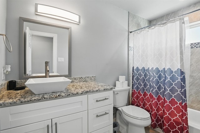 1933 Shaw St, Dallas, TX 75212 - bathroom featuring vanity and toilet
