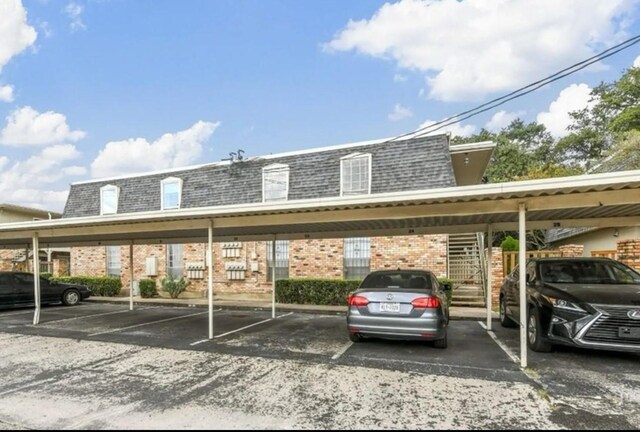 5315 Fleetwood Oaks Ave Unit 260, Dallas, TX 75235 - view of covered parking lot