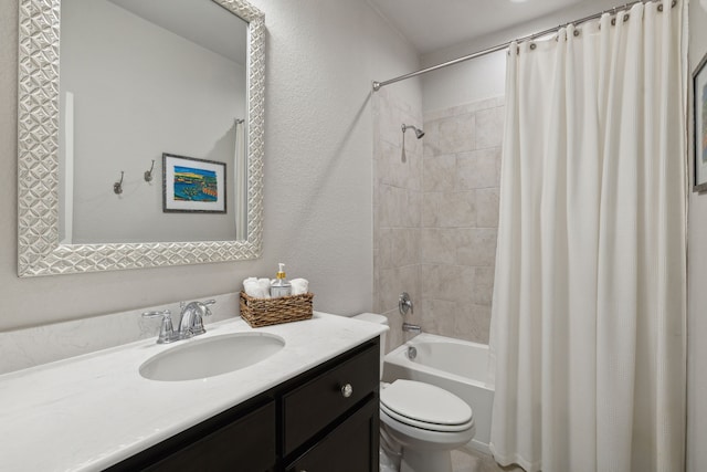 920 Plaza Ln, Argyle, TX 76226 - bathroom with vanity, shower / bath combo with shower curtain, and a textured wall