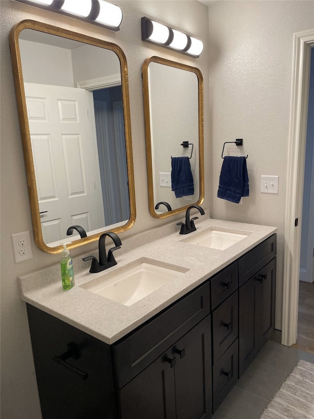 2804 Connor Ave, Waco, TX 76711 - bedroom featuring light wood-style flooring, baseboards, and a ceiling fan