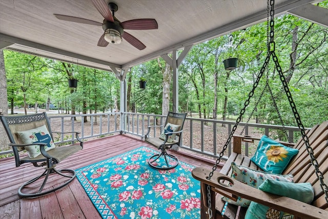 deck with ceiling fan