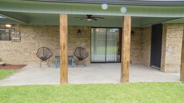 75 Delmore Dr, Hillsboro, TX 76645 - view of patio / terrace with a ceiling fan