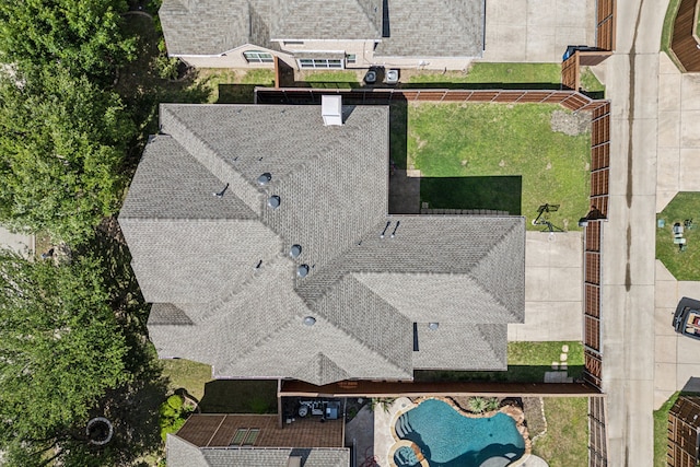 1016 Arches Park Dr, Allen, TX 75013 - bird's eye view of a pool
